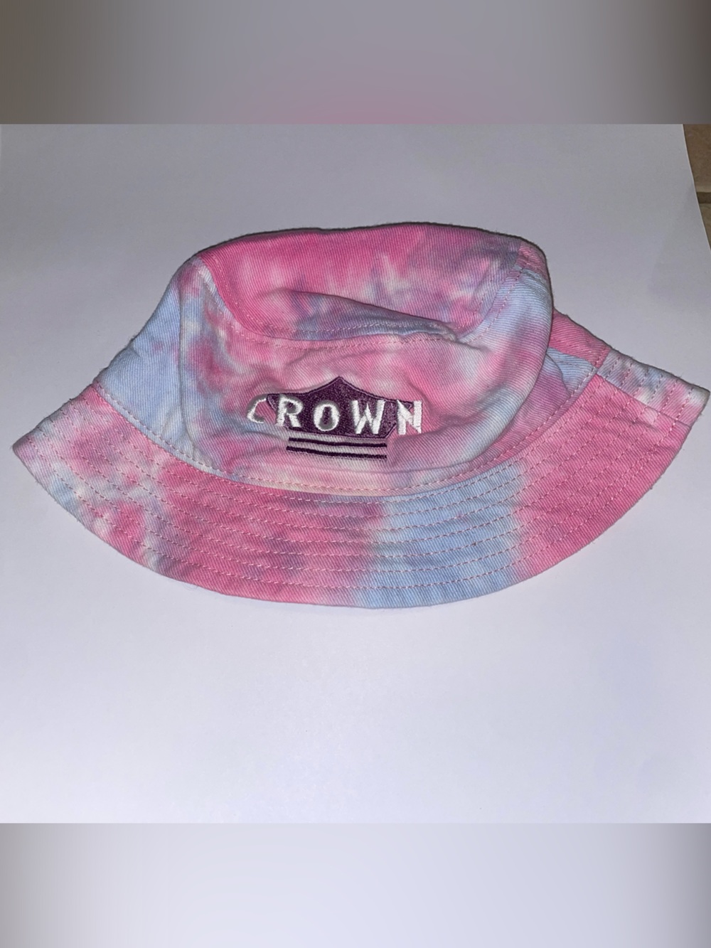 Carolina Crown Tie-Dye Bucket Hat in Pink and Light Blue
